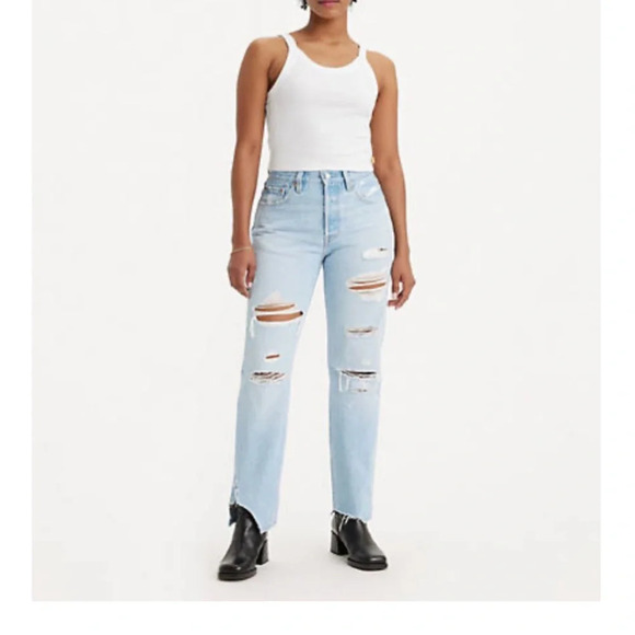 501 Levi’s Ripped Jeans - Picture 3 of 4